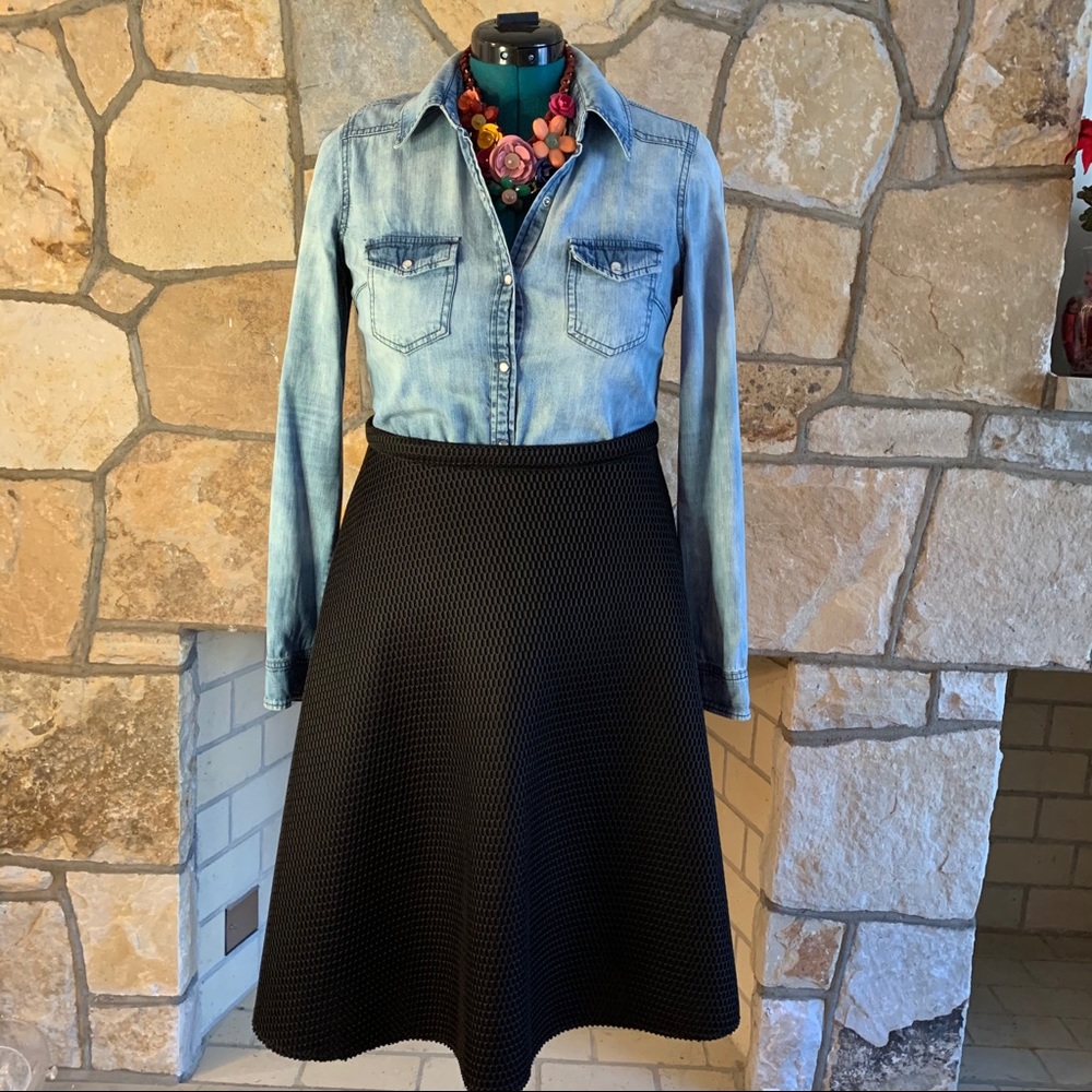 Forever 21 Pretty BLACK SKIRT ONLY